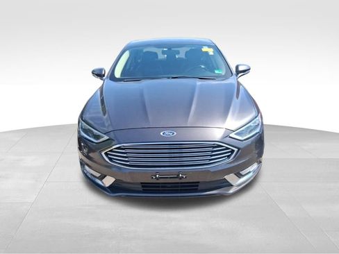 Used 2017 Ford Fusion Titanium FWD image 2