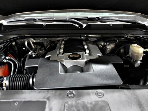 Used 2016 Cadillac Escalade ESV Luxury image 22