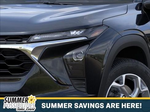 New 2026 Chevrolet Trax LS w/ LS Convenience Package FWD image 10