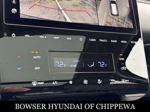 Certified 2023 Hyundai Tucson Limited AWD/4WD image 18