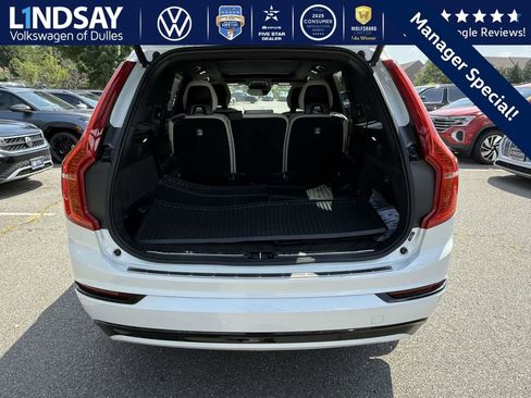 Used 2022 Volvo XC90 T8 R-Design w/ Advanced Package image 14