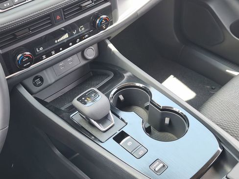 New 2026 Nissan Rogue SV FWD image 15