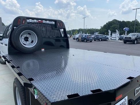 New 2025 Ford F350 XL w/ XL Chrome Package image 6