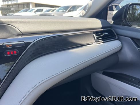 Used 2023 Toyota Camry XSE image 37