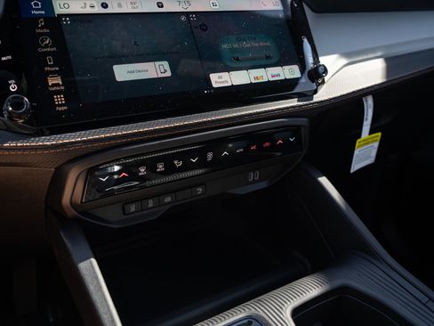 New 2026 Jeep Cherokee Limited image 26