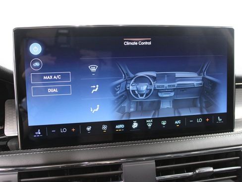 New 2026 Lincoln Corsair Premiere image 47