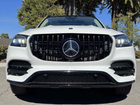 Used 2021 Mercedes-Benz GLS 580 4MATIC image 70