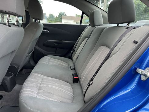 Used 2017 Chevrolet Sonic LT FWD image 23