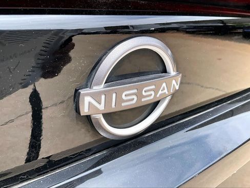 Used 2023 Nissan Maxima SR w/ Sport Mat Group FWD image 30