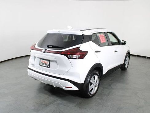 Certified 2023 Nissan Kicks S FWD image 4
