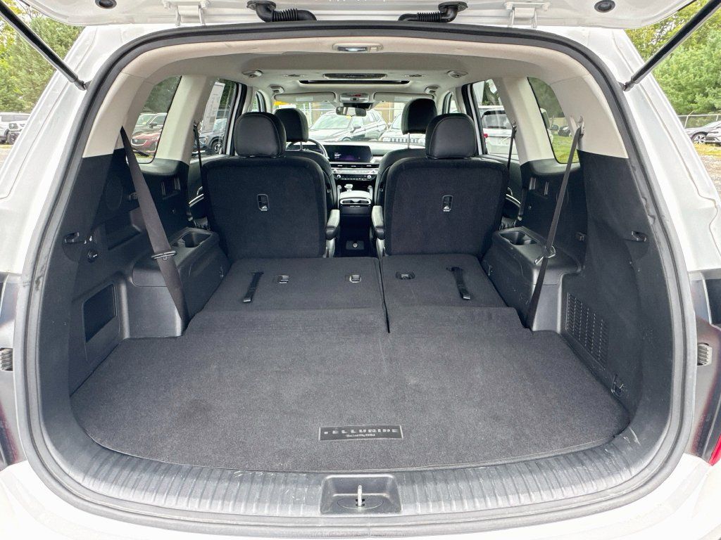 Certified 2024 Kia Telluride S w/ S Sunroof Package AWD/4WD image 30