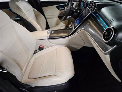 Used 2023 Mercedes-Benz GLC 300 GLC 300 image 21