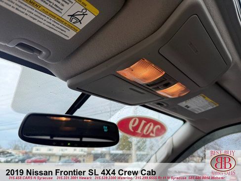 Used 2019 Nissan Frontier SL image 25