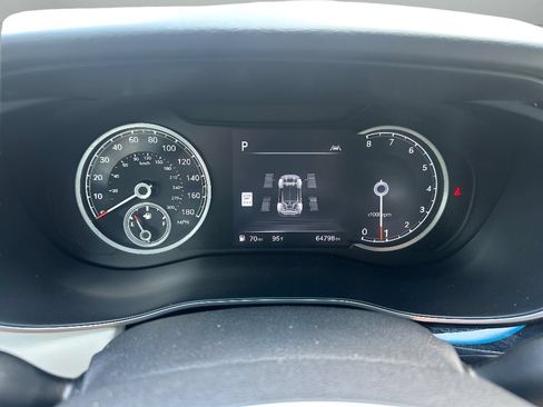 Used 2024 Genesis G70 2.5T AWD/4WD image 25