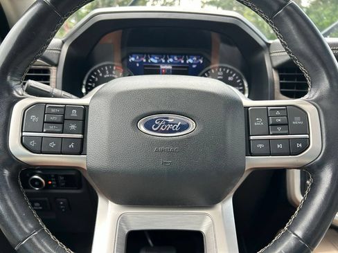 Used 2024 Ford Expedition Limited RWD image 24