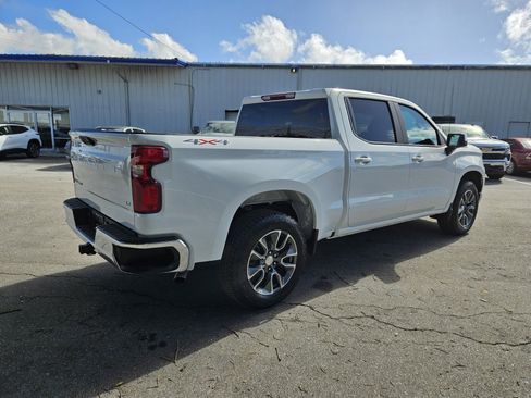 New 2025 Chevrolet Silverado 1500 LT AWD/4WD image 9