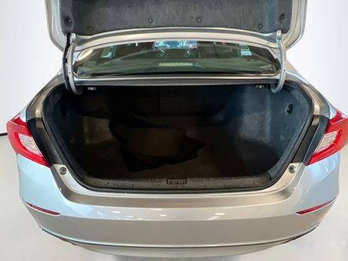 Used 2021 Honda Accord Sport image 29