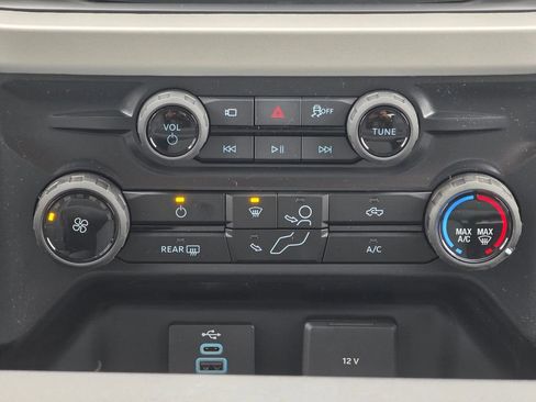 New 2026 Ford F350 XLT w/ 360-Degree Camera Package image 21