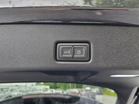 New 2025 Audi Q5 Premium w/ Convenience Package image 23
