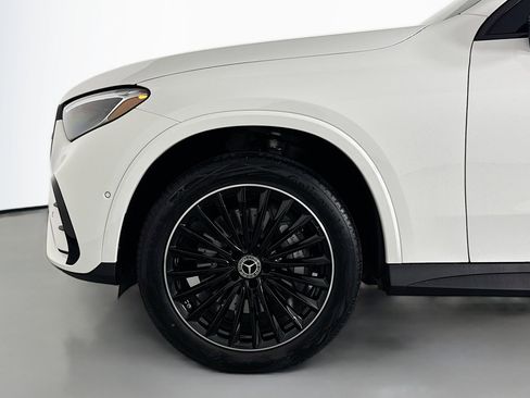 New 2026 Mercedes-Benz GLC 300 image 9