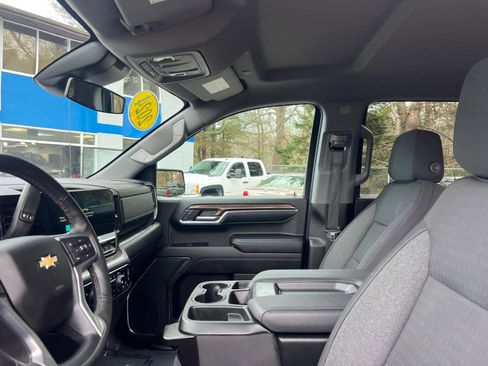 Certified 2024 Chevrolet Silverado 1500 LT image 12