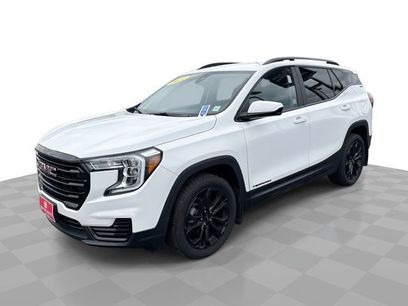 Used 2022 GMC Terrain SLE w/ Driver Convenience Package
