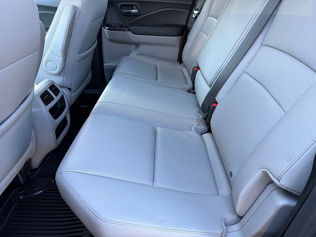 Used 2018 Honda Ridgeline RTL image 12