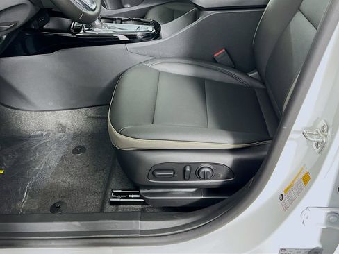 New 2026 Chevrolet Trax ACTIV image 18