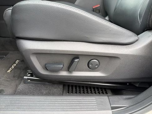 Used 2023 Nissan Rogue SL w/ SL Premium Package AWD/4WD image 11