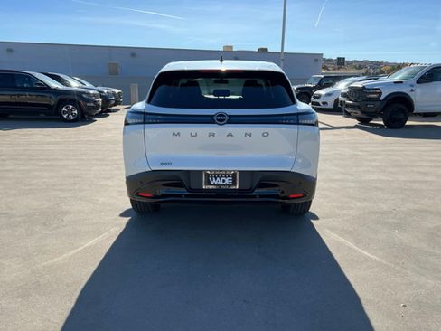 Certified 2025 Nissan Murano SV image 4