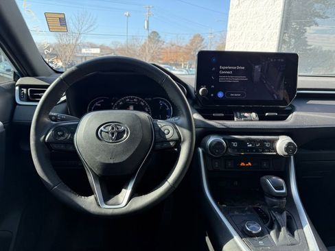 Used 2023 Toyota RAV4 XSE image 8