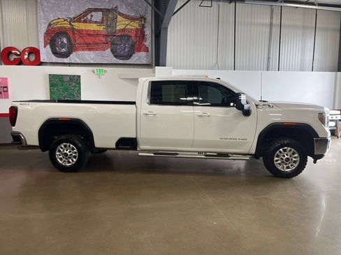 Used 2021 GMC Sierra 2500 SLE w/ SLE Convenience Package AWD/4WD image 3