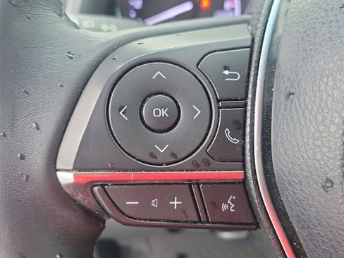 Certified 2018 Toyota Camry XLE image 22