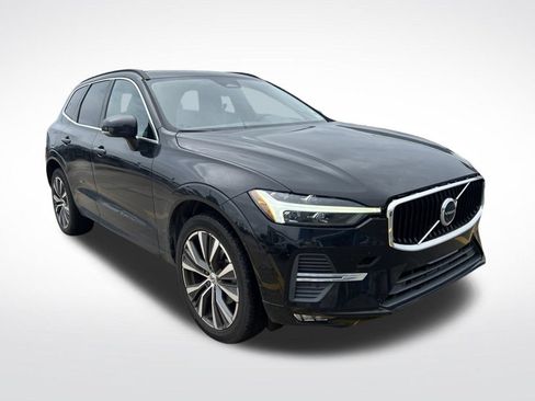 Used 2022 Volvo XC60 B5 Momentum w/ Protection Package Premier FWD image 2