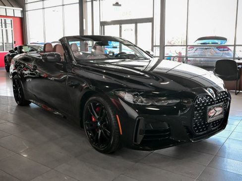 Used 2023 BMW 440i xDrive Convertible w/ M Carbon Exterior Package image 3