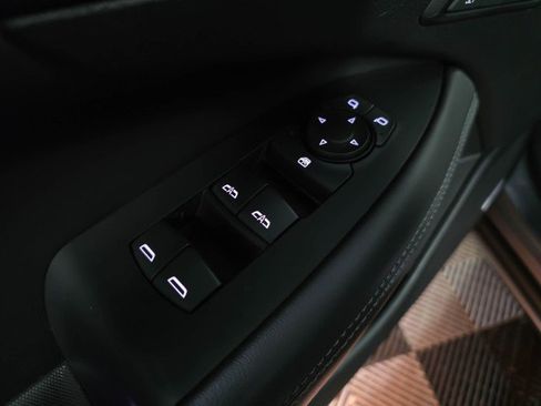 Used 2019 Buick LaCrosse Essence w/ Sun and Shade Package image 32