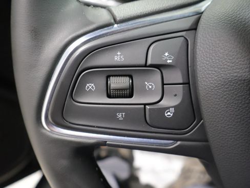 Used 2024 Buick Envista Sport Touring w/ Experience Buick Package FWD image 33