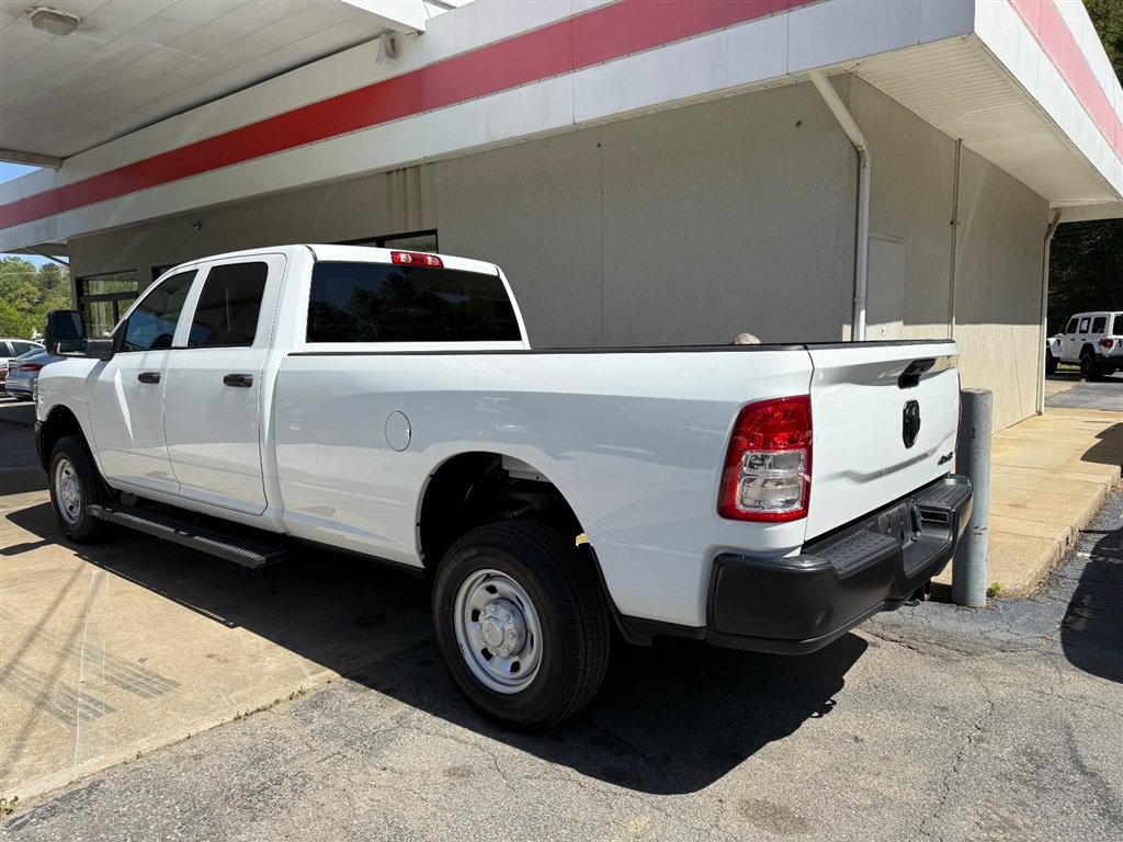 Used 2024 RAM 2500 Tradesman w/ Special Service Vehicle Group AWD/4WD image 13
