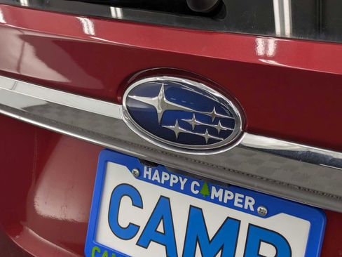 Used 2024 Subaru Ascent Premium w/ Convenience Package image 11