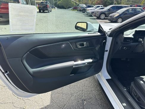 New 2025 Ford Mustang Coupe image 12