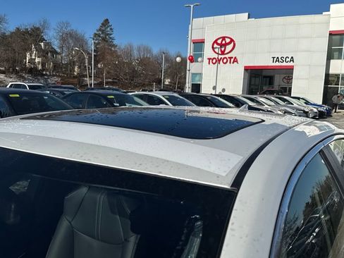 New 2026 Toyota Corolla XLE image 15