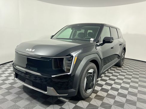 New 2026 Kia EV9 Light image 9