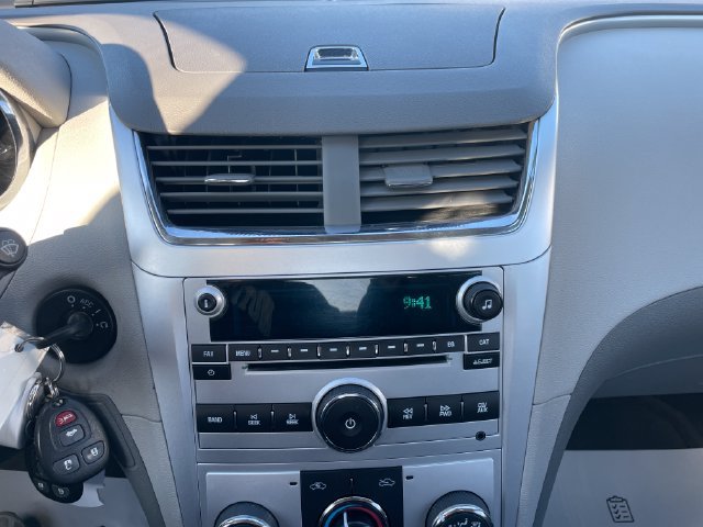 Used 2011 Chevrolet Malibu LS FWD image 13