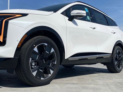 New 2026 Kia Sportage SX Prestige image 10