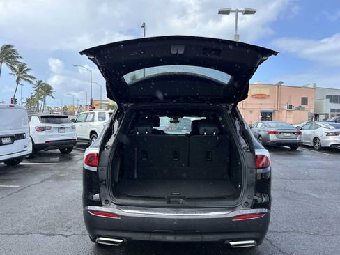 Used 2023 Buick Enclave Premium FWD image 18