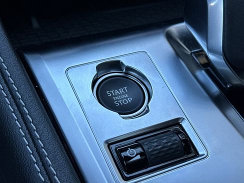 Used 2026 Jaguar F-PACE R-Dynamic S image 34