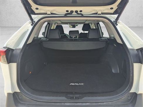 Used 2019 Toyota RAV4 Limited w/ Advanced Technology Package FWD image 6
