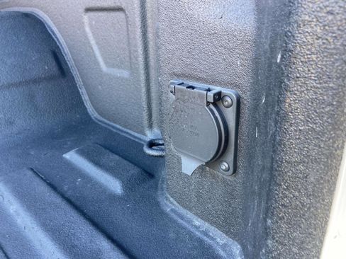 Certified 2023 GMC Sierra 1500 AT4 w/ Technology Package image 34