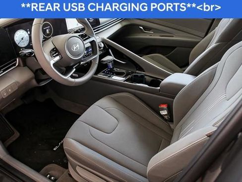 Used 2024 Hyundai Elantra SEL w/ Convenience Package image 11