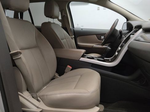 Used 2014 Ford Edge SEL w/ Equipment Group 205A image 21